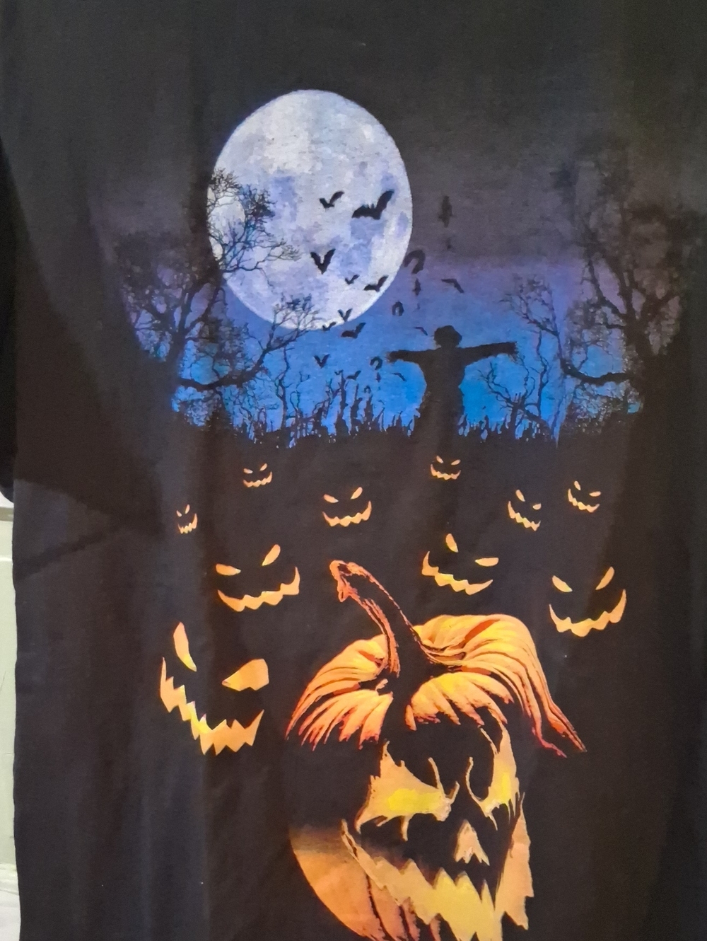 Halloween Pumpkin Graphic Tee - Black
